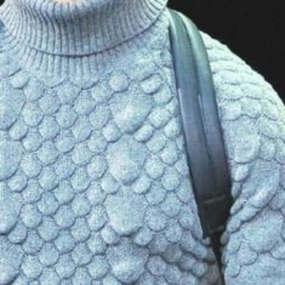 SWEATERS - Picture 5 of 6